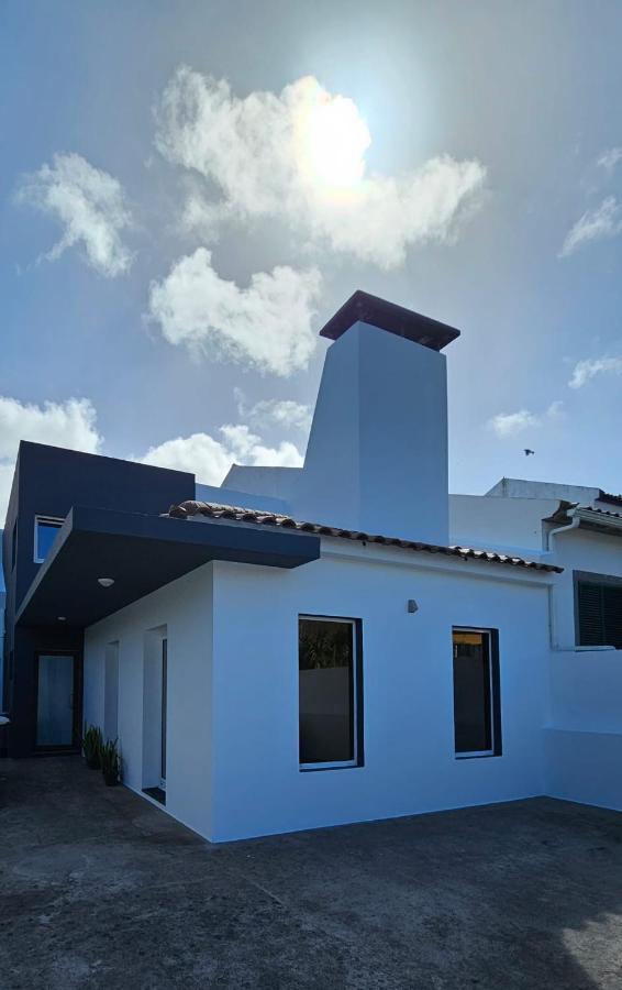 ポンタ・デルガダ Casa Dos Amigosヴィラ エクステリア 写真